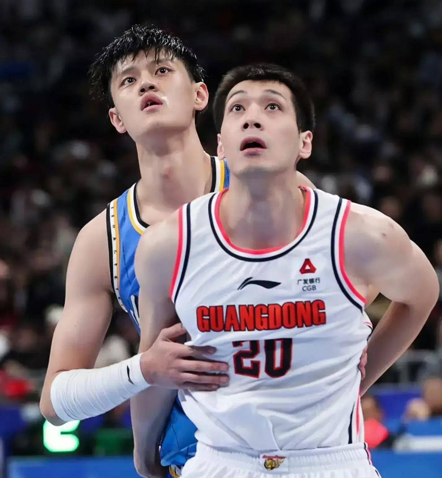 今晚CBA季后赛焦点战，布鲁克林篮网伤情更新，压力陡增，赛季目标并未改变